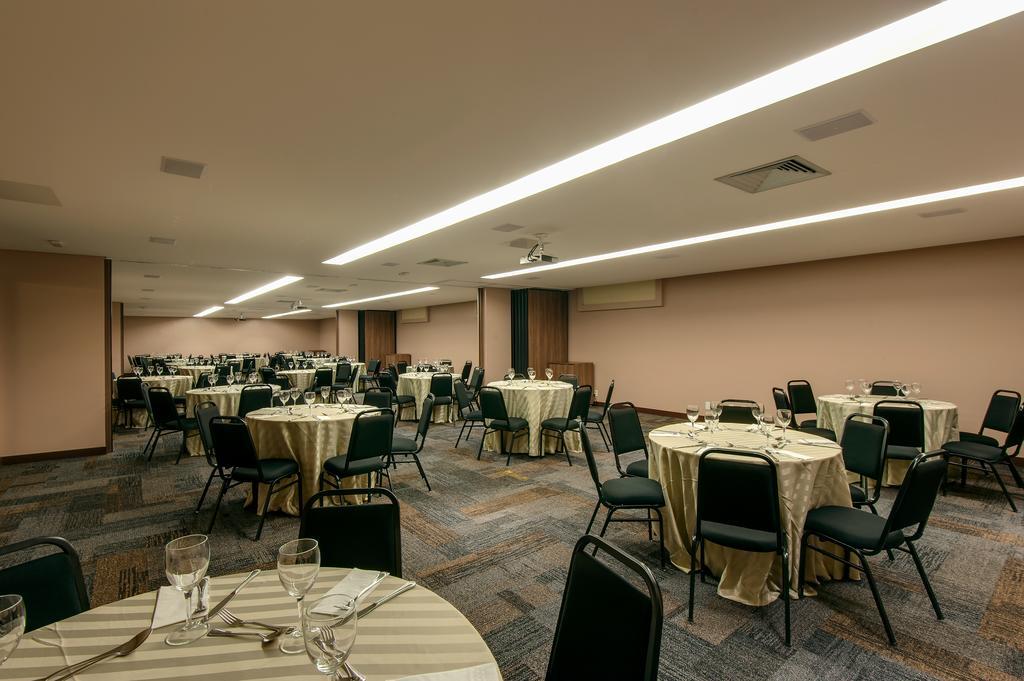 Denali Hotel Anápolis エクステリア 写真